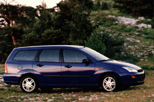 Ford Focus Turnier 1.8i Ghia /2000/