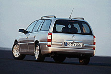 Opel Omega Caravan Design Edition 2.6 V6 /2000/