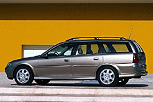 Opel Vectra Caravan Edition 2000 1.8 16V Automatik /2000/