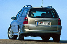 Opel Vectra Caravan Elegance 2.2 16V /2000/