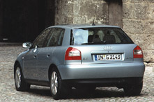 Audi A3 1.8T Attraction quattro /2000/