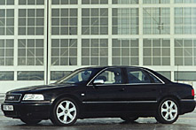 Audi S8 /2000/