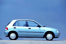 Daihatsu Charade CX /2000/
