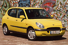 Daihatsu Sirion CXL /2000/