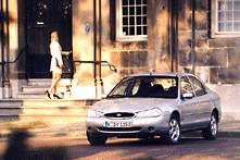 Ford Mondeo 2.5l V6 24V Ghia Automatik /2000/