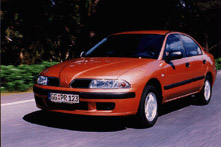 Mitsubishi Carisma Comfort 1.6 l /2000/