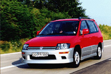 Mitsubishi Space Runner 2.0 Motion /2000/