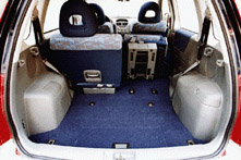 Mitsubishi Space Runner 2.0 Cool Automatik /2000/