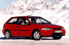 Mazda 323 P 1.5 Luxury Automatik /2000/