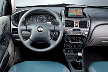 Nissan Almera 1.8l Comfort Automatik /2000/