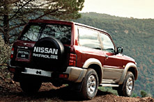 Nissan Patrol GR 3.0 DI Elegance Automatik /2000/