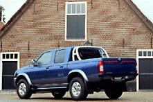 Nissan Pick Up Doppelkabine 4x4 Navarra 2.5 TD /2000/