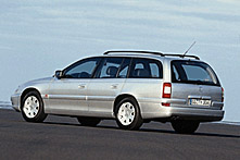 Opel Omega Caravan Elegance 2.6 V6 /2000/