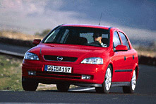 Opel Astra 2.0 DI 16V Automatik /2000/