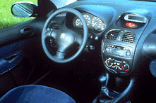 Peugeot 206 Style 75 Automatik /2000/