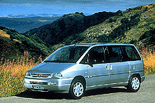 Peugeot 806 Esplanade 135 /2000/