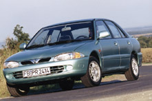 Proton 416 GLXi Automatik /2000/