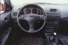 Toyota Corolla 1.4 linea terra /2000/