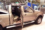 Nissan Frontier /2002/