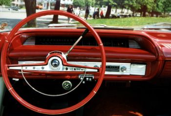 Chevrolet Impala: приборная панель