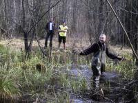 Не зная брода, — не лезь в воду, и поэтому преодоление некоторых спецучастков начинается с пешей разведки.