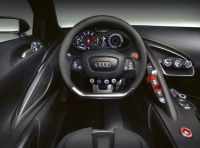 Audi Le Mans quattro: За рулем такой машины водитель должен ощущать себя победителем гонки в Ле-Мане, а не пижоном, курсирующим по роскошным улицам где-нибудь в Беверли-Хиллз